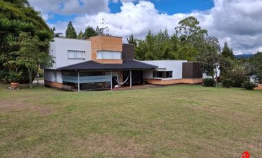 finca en arriendo/venta en vereda hojas anchas. Cod A5865