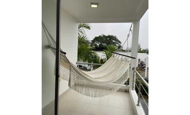 Casa campestre de 204 M2 en 665 mill en La Mesa Cund, zona urbana.
