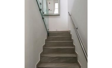 Venta o alquiler: Duplex 6 recámaras en Playa Blanca