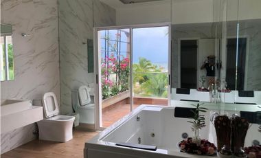 Venta o alquiler: Duplex 6 recámaras en Playa Blanca