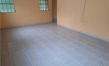 VENDO HERMOSA CASA DE TRES HABITACIONES