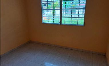 VENDO HERMOSA CASA DE TRES HABITACIONES