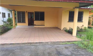 VENDO HERMOSA CASA DE TRES HABITACIONES