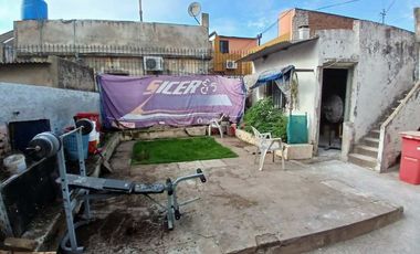 Casa en venta en Lanus Oeste