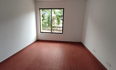 edificio en arriendo en cuarto de legua - guadalupe. Cod A11642