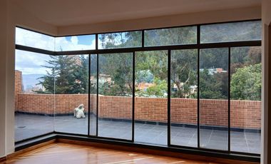 apartamento en arriendo en los rosales. Cod A121133050