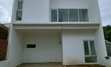 Promo murah 2 lantai Cipageran Cimahi Utara pinggir jalan