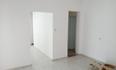 ALQUILER DE CASA TRES AMB, ZONA VILLA MARTELLI
