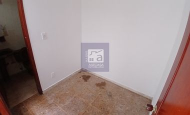 COD. 6135 - SE ARRIENDA APARTAMENTO - BARRIO: SAN ANTONIO