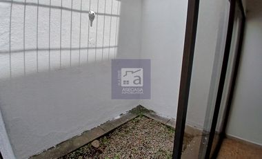 COD. 6135 - SE ARRIENDA APARTAMENTO - BARRIO: SAN ANTONIO