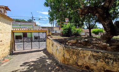 casa en venta en puente barco. Cod V26917