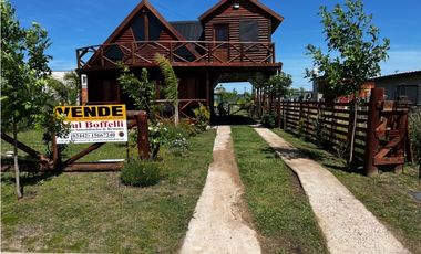 Vendo Cabaña con Pileta en San Justo, Entre Ríos.