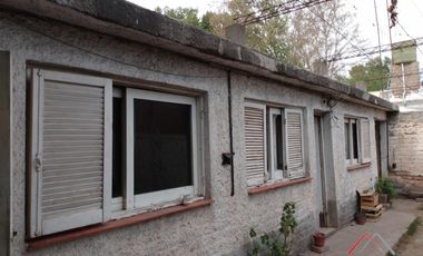 MENDOCASA INMOBILIARIA VENDE CASA EN RIVADAVIA BARRIO JARDIN MARCIAL PEREZ