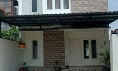 Jual atau Sewa Villa Baru 2 Lantai di Jalan Kayu Tulang daerah Kuta Utara