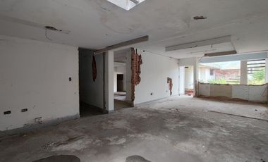 casalote en venta en barrio blanco. Cod V29373