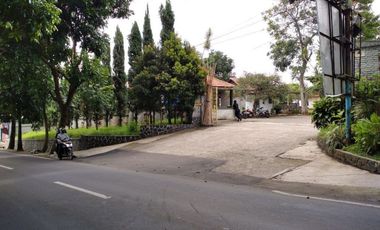 Cluster cantik smei villa sejuk pinggir jalan utama Kolmas Cimahi