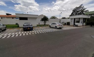 apartamento en arriendo en la floresta. Cod A2057