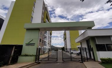 apartamento en arriendo en la floresta. Cod A2057