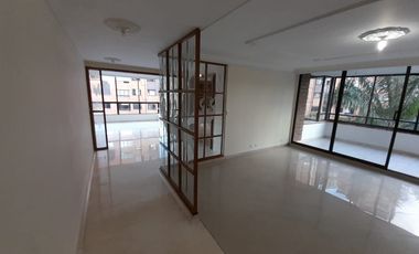 apartamento en arriendo/venta en poblado. Cod A61431