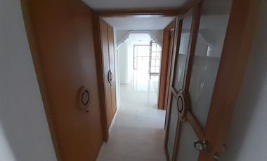 apartamento en arriendo/venta en poblado. Cod A61431