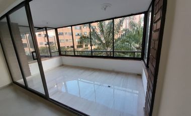 apartamento en arriendo/venta en poblado. Cod A61431