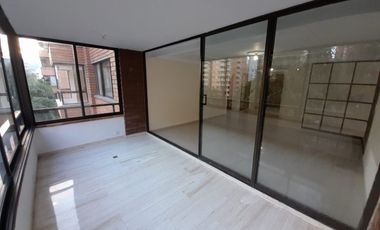 apartamento en arriendo/venta en poblado. Cod A61431