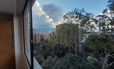 apartamento en arriendo/venta en poblado. Cod A61431