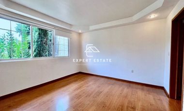 Casa venta LOMAS DE LAS PALMAS - Con alberca doble vigilancia / With security