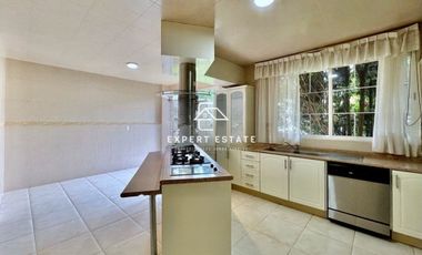 Casa venta LOMAS DE LAS PALMAS - Con alberca doble vigilancia / With security