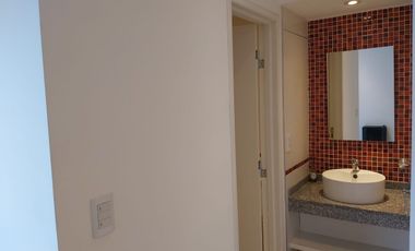 DEPARTAMENTO EN VENTA MONOAMBIENTE C/PATIO Y PARRILA CON BALCON ZONA JARA Y RIVADAVIA