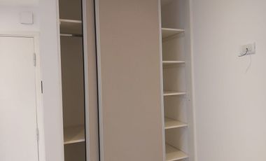 DEPARTAMENTO EN VENTA MONOAMBIENTE C/PATIO Y PARRILA CON BALCON ZONA JARA Y RIVADAVIA
