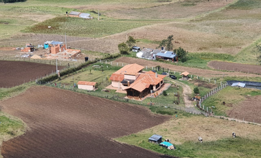 finca en arriendo en puente hamaca. Cod A6228