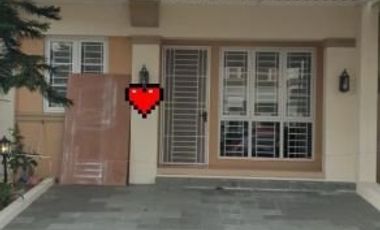 Disewakan Rumah Aleria Park Bsd City Tangerang 2 Lantai Lokasi Strategis Siap Huni