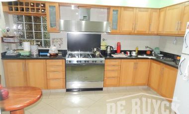Chalet en Venta en Quilmes Oeste