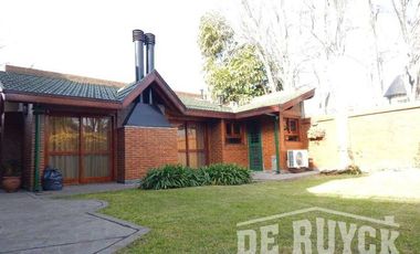 Chalet en Venta en Quilmes Oeste
