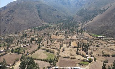 VENDO TERRENO 500 M2 SECTOR MEDIA LUNA URUBAMBA CUSCO PERU