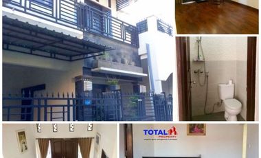 Dijual Rumah 2 Lt Tipe 120/80 Teras Atas Hrg 900 Jtan NEGO di Palapa, Sidakarya, Denpasar Selatan