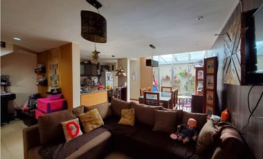 Casa en venta amplia y moderna sector capulispamba machangara cerca de chaullabamba