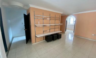 SE ARRIENDA CASA DE 230 M2 PARA USO COMERCIAL EN SANTA MARTA