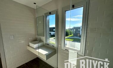 Casa en venta en Las Golondrinas
