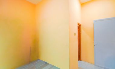 Rumah Hadap Selatan 9 Menit ke The Park Sawangan SHM Siap KPR J-36721