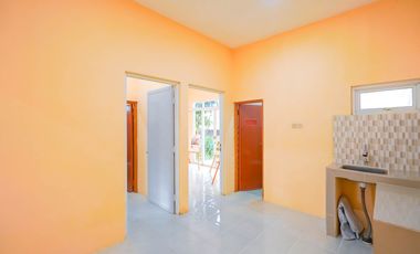 Rumah Hadap Selatan 9 Menit ke The Park Sawangan SHM Siap KPR J-36721