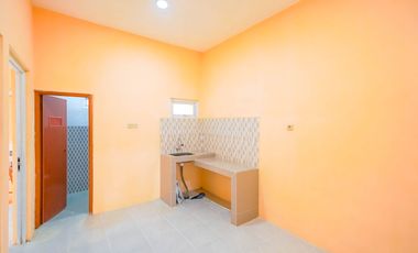 Rumah Hadap Selatan 9 Menit ke The Park Sawangan SHM Siap KPR J-36721