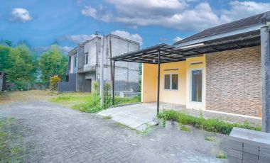 Rumah Hadap Selatan 9 Menit ke The Park Sawangan SHM Siap KPR J-36721