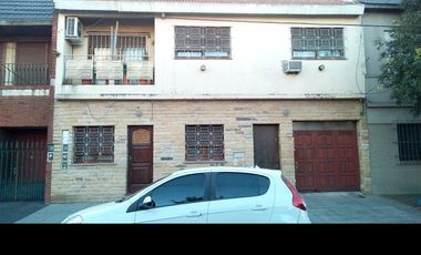 PH en Venta Ramos Mejia / La Matanza (A025 2886)
