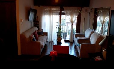 PH en Venta Ramos Mejia / La Matanza (A025 2886)
