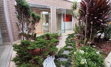 casa en venta en variante de caldas. Cod V4265