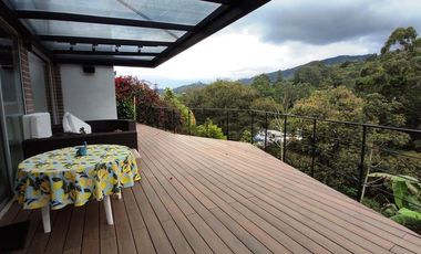 casa en venta en variante de caldas. Cod V4265