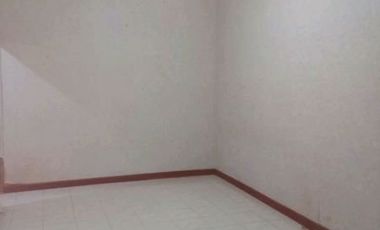 Rumah komplek, one gate system, bebas banjir, di cinere