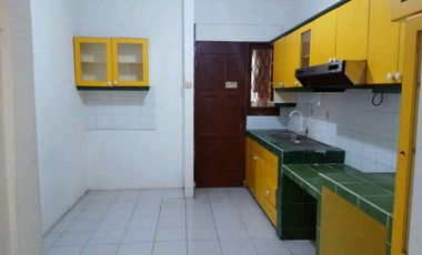 Rumah komplek, one gate system, bebas banjir, di cinere
